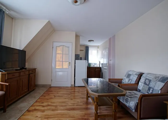 Mikrus منزل للإقامة زاكوباني